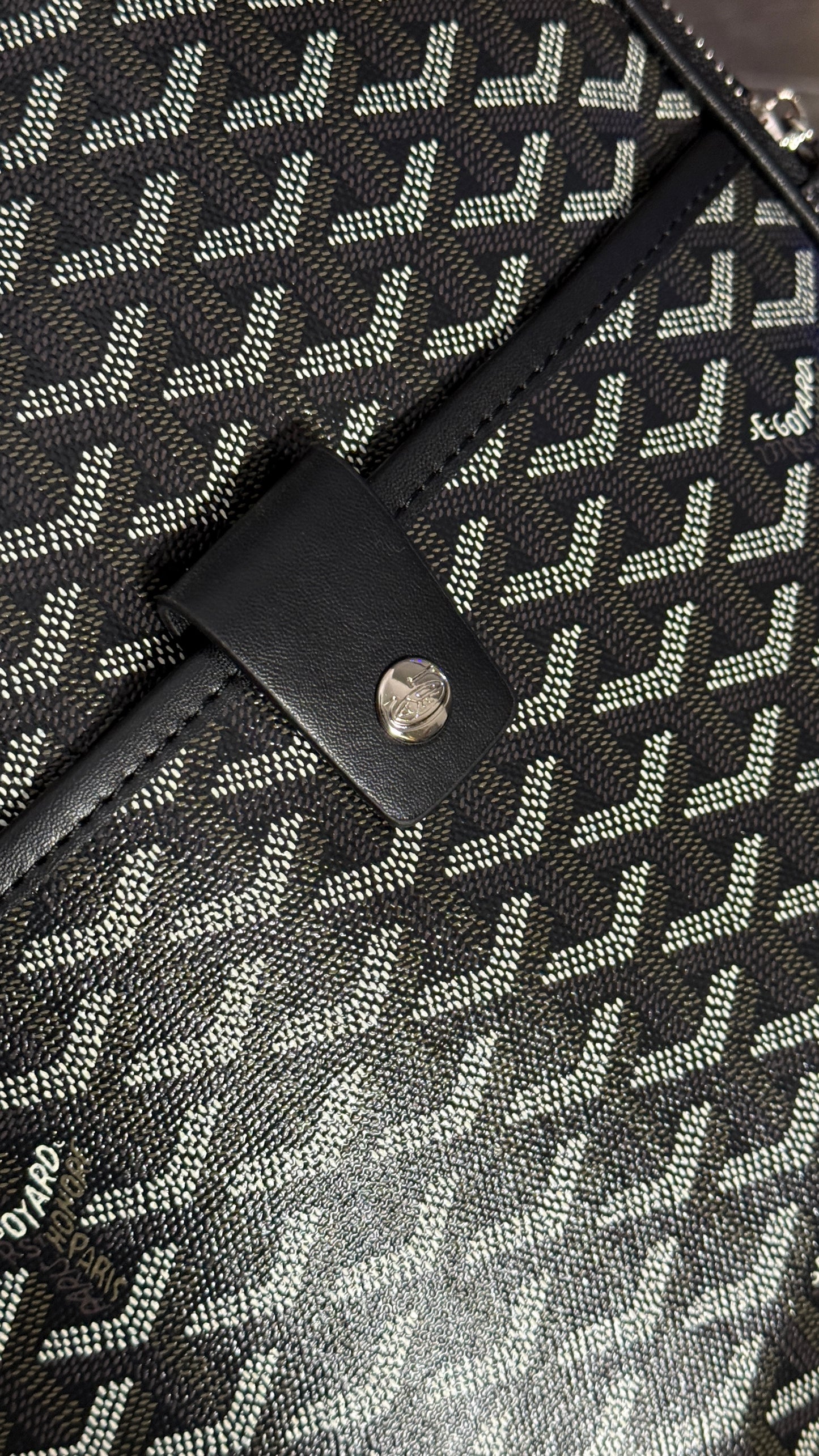 Mochila goy negra pequeña