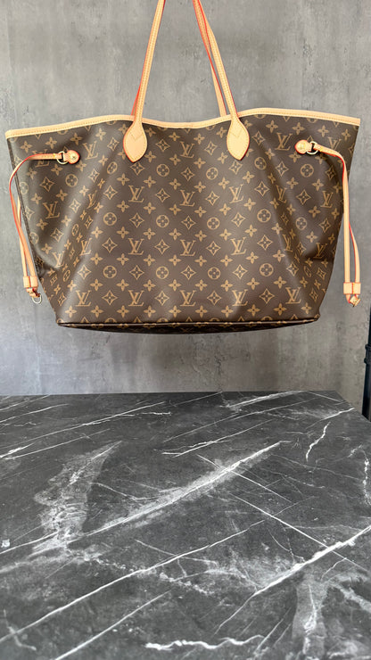 LV NEVERFULL CLASIC  56cm (g)