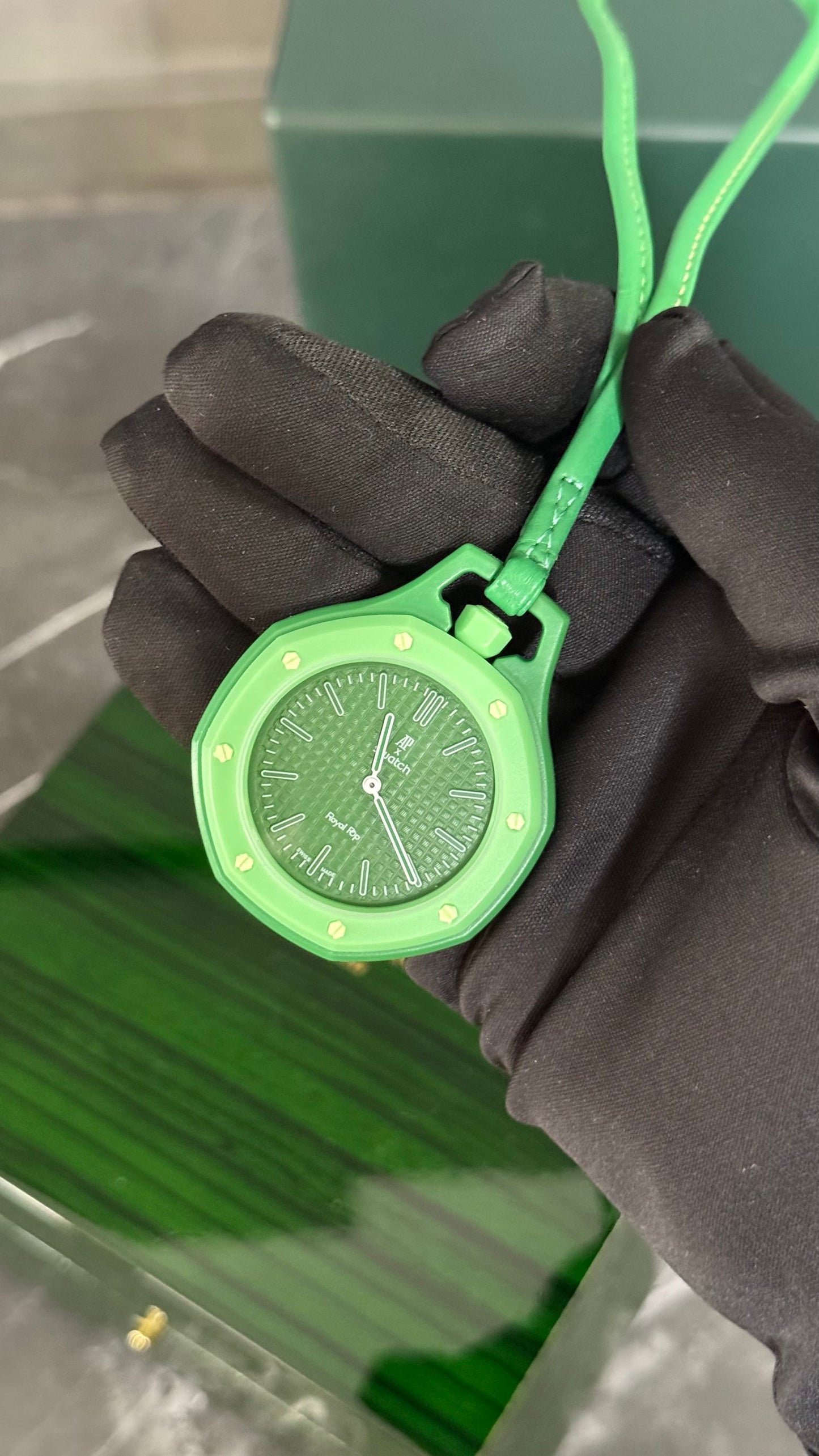 AP x SW - R0YAL P0P (VERDE)