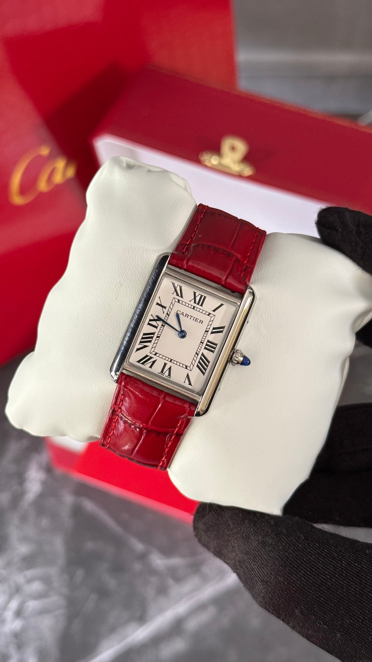 CRT TANK LOUIS (ROJO/ PLATA) 26MM