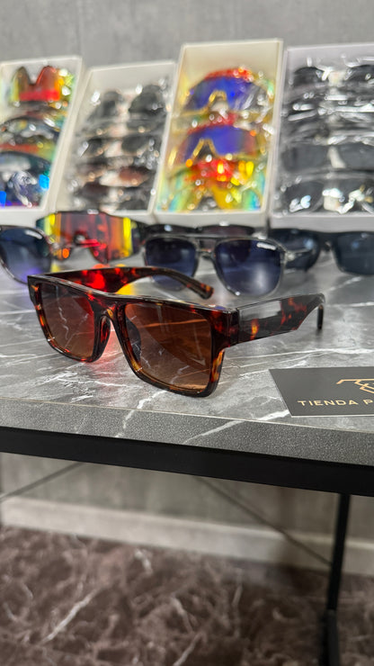 Gafas de Sol GRATIS (Modelo Aleatorio)