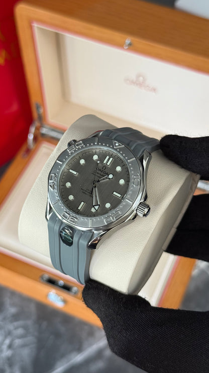 OMG SEAMASTER JB GRIS