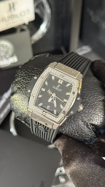 HBLT SENNA (NEGRO/PLATA) BRILLANTES - 33CM