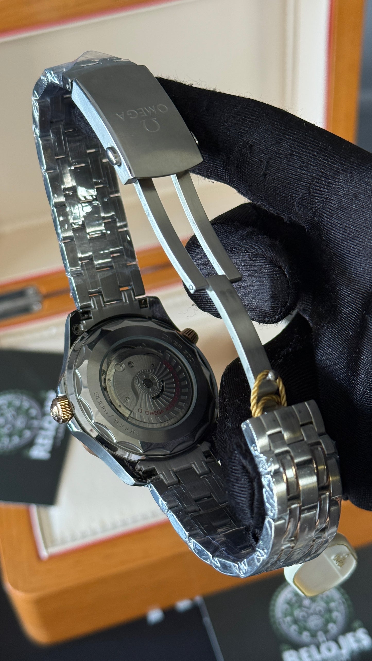 OMG SEAMASTER (PLATA/NEGRO/ORO ROSA)