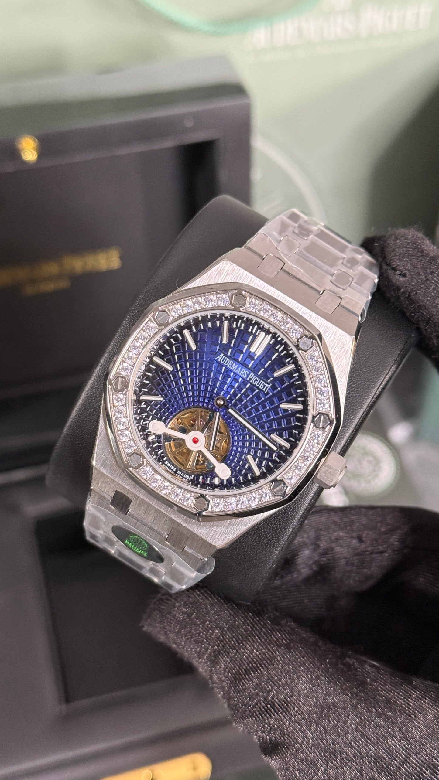AP ROYAL OAK TURBILLON (PLATA/AZUL) DIAMANTES