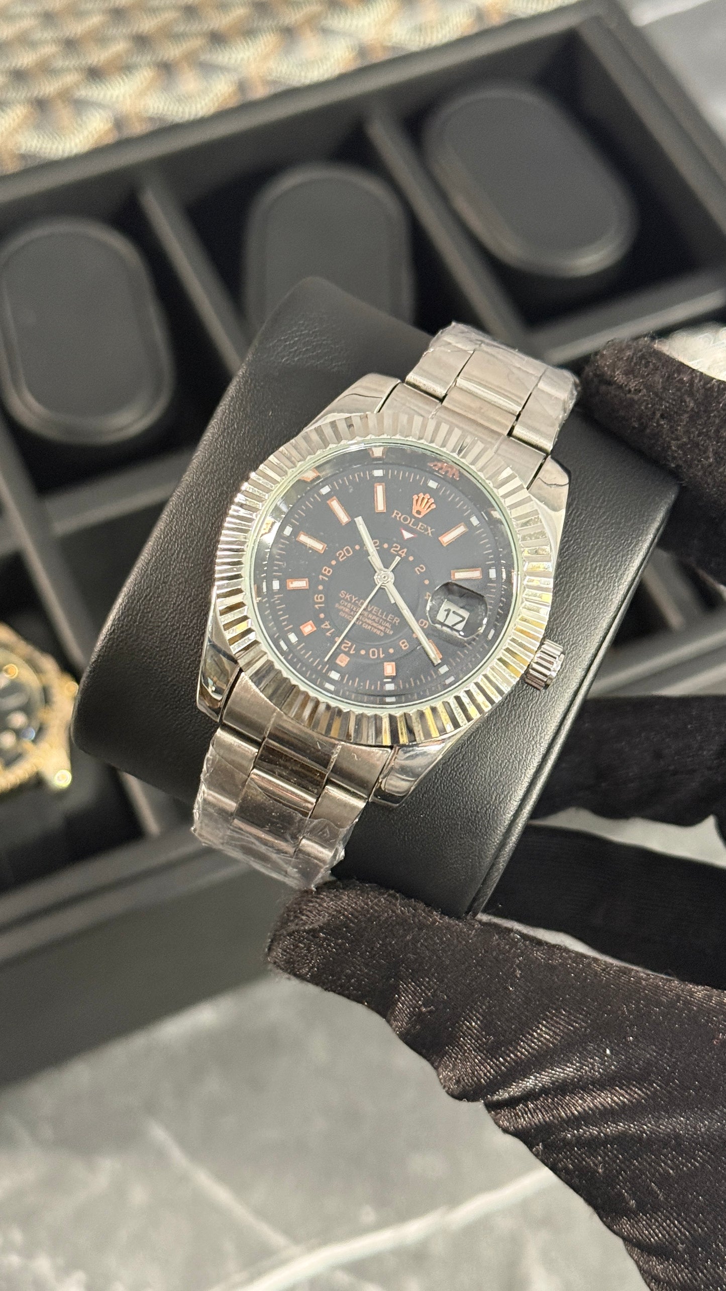 RLX SKY DIVELLER PLATA / NEGRO