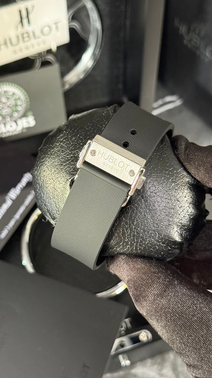HBLT CLASSIC FUSIÓN (PLATA/ NEGRO) 42MM