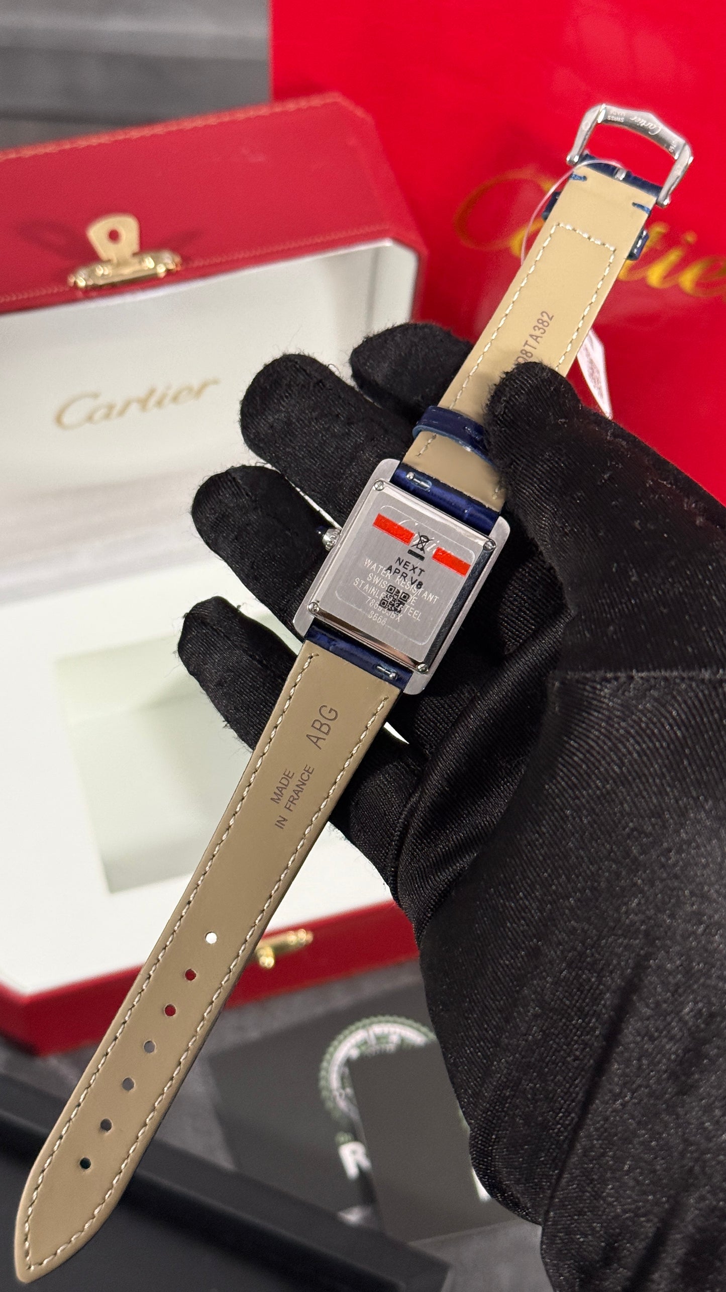 CRT TANK LOUIS (PLATA/BLANCO/AZUL) 26MM