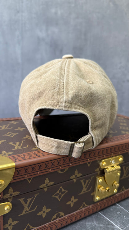 GORRA D H L