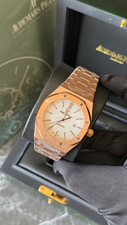 AP ROYAL OAK (ORO ROSA/BLANCO)