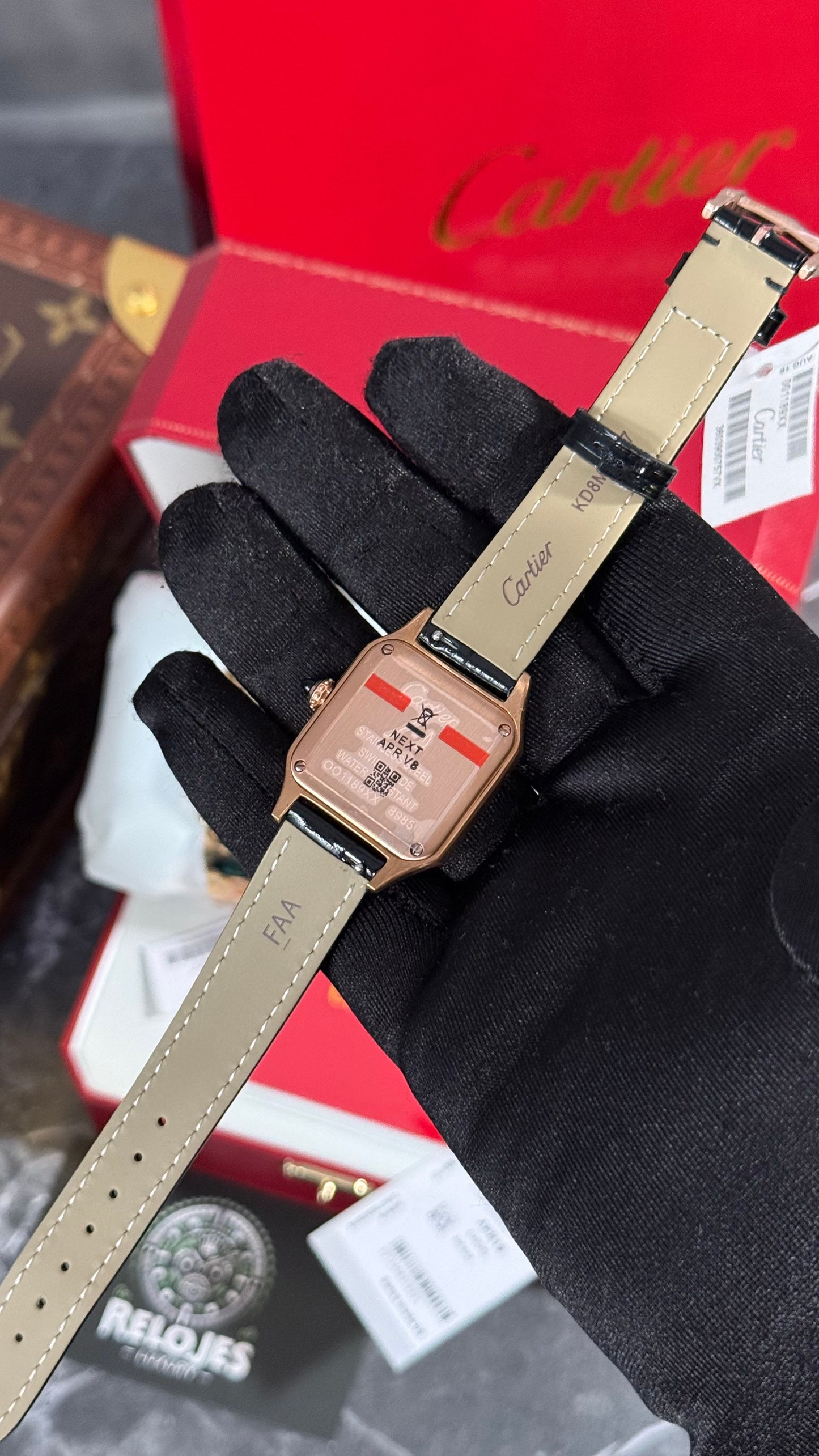 CRT SANTOS- DUMONT (NEGRO/ORO ROSA) 28MM